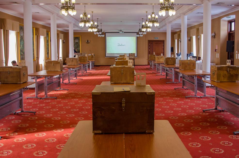Challengebox im Seminarsaal: Spielkisten für ein Rahmenprogramm am Kongress