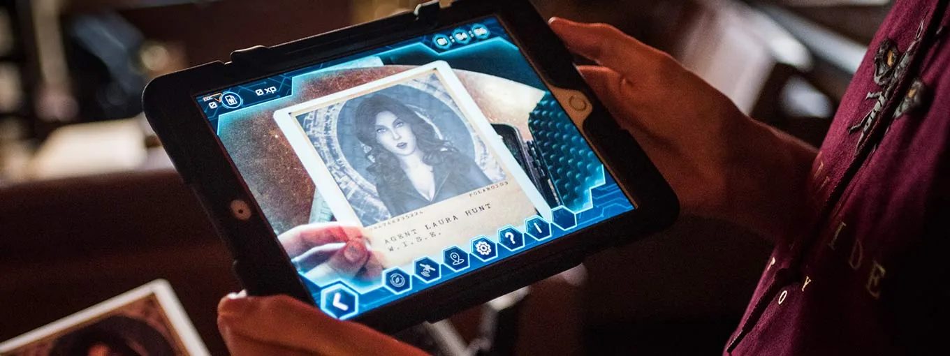 Agentenprofil auf dem iPad während eines Escape Games